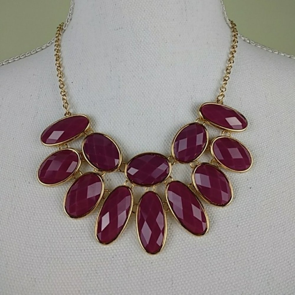 Purple & gold tone necklace